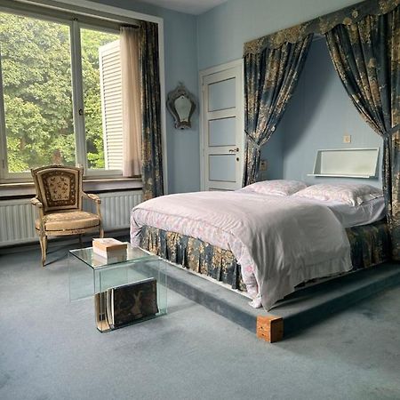 ブリュッセル House Of Tanya Bed & Breakfast エクステリア 写真