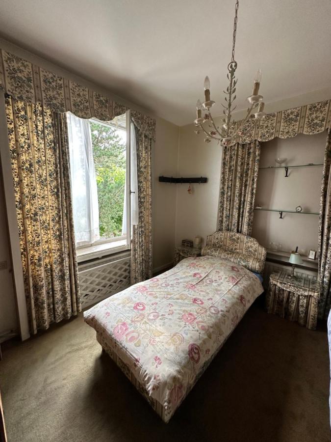 ブリュッセル House Of Tanya Bed & Breakfast エクステリア 写真